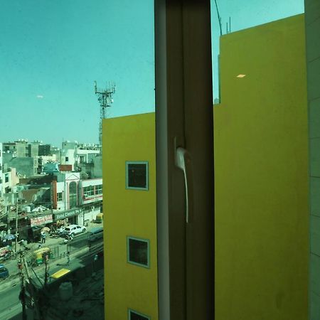 Hotel Sky Wood At Airport New Delhi Luaran gambar